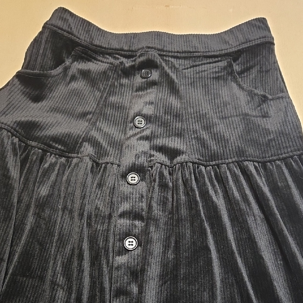 SK2 NWT HALARA Rubbed Velvet Decorative Butonn Maxi Skirt Sz Md Casual Stretch - Picture 3 of 8